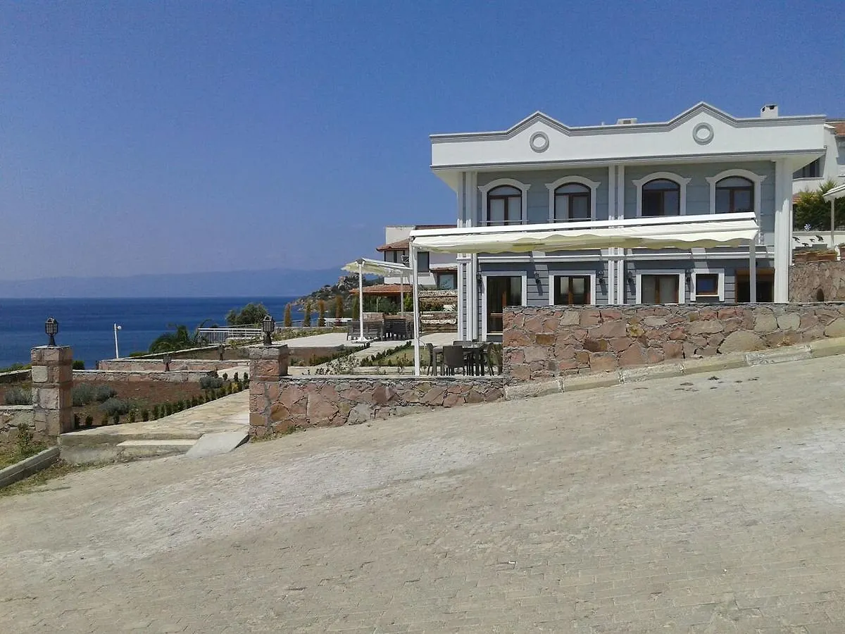 Inta Jasmin House Otel Gomec